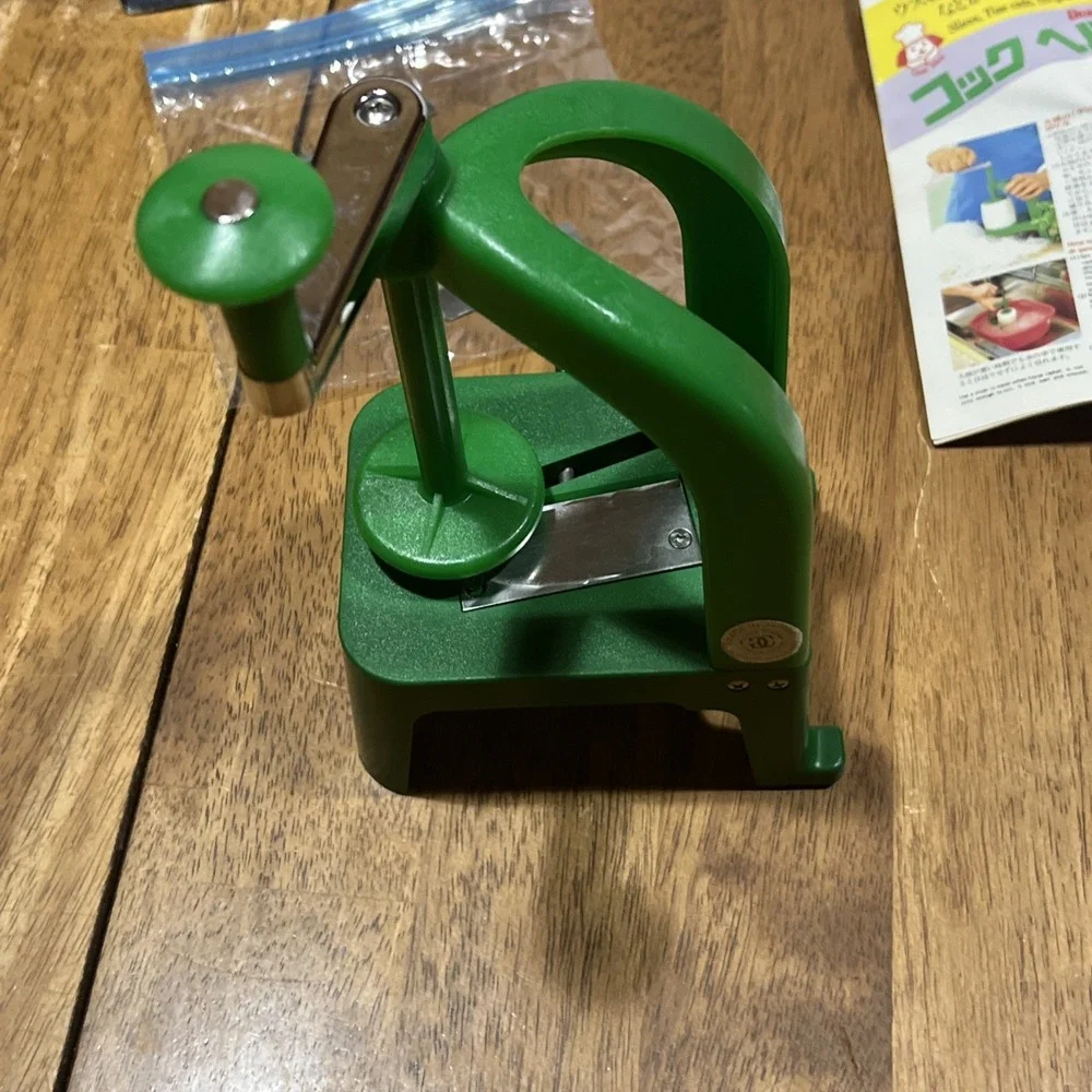 Benriner Cook Help Vegetables Turning Slicer with Blades & Manual Made in Japan